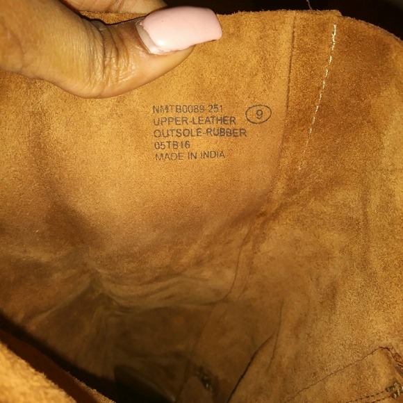 Rustic boots - Picture 4 of 4